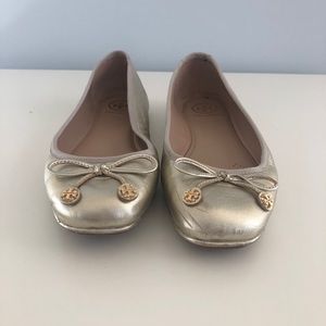 5 Pairs of Tory Burch Flats - size 6.5